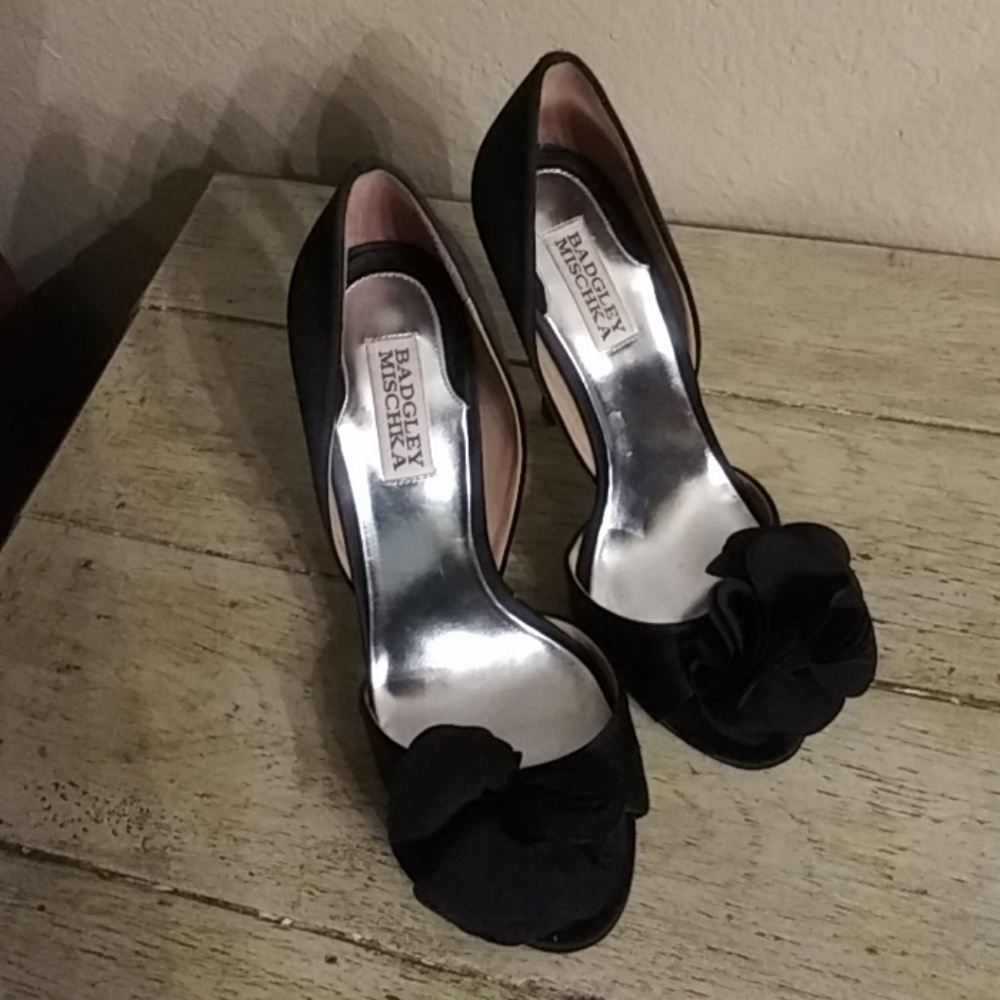 Badgley Mischka Black Heels